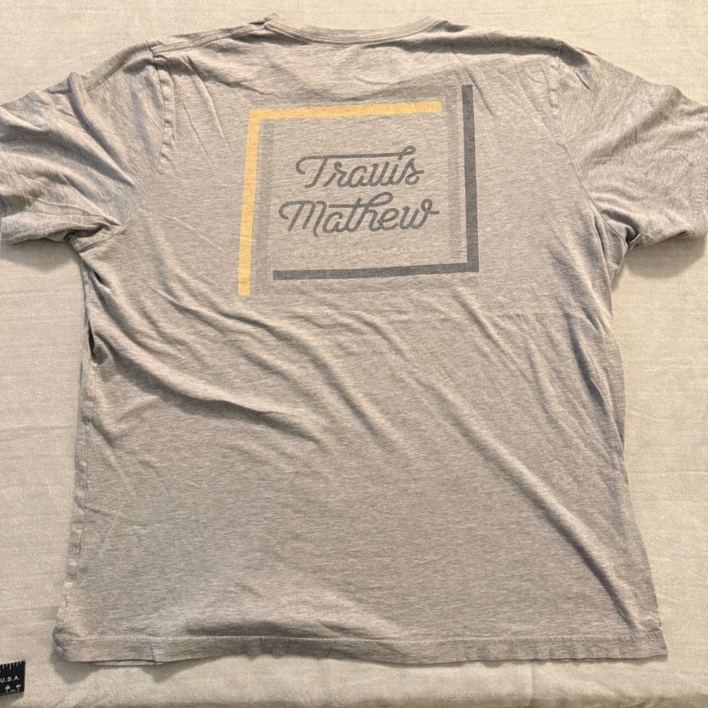 Travis Mathew T Shirt XL Gray Graphic Tee Casual Golf Lifestyle Short Sleeve